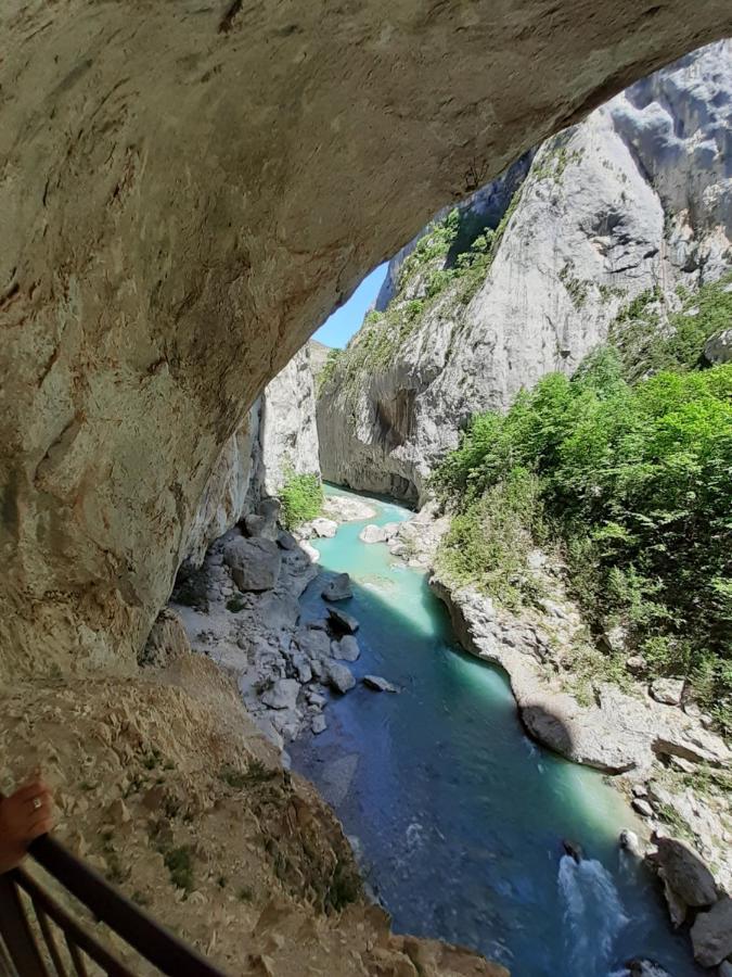 Camping Les Lavandes, Castellane Exterior foto