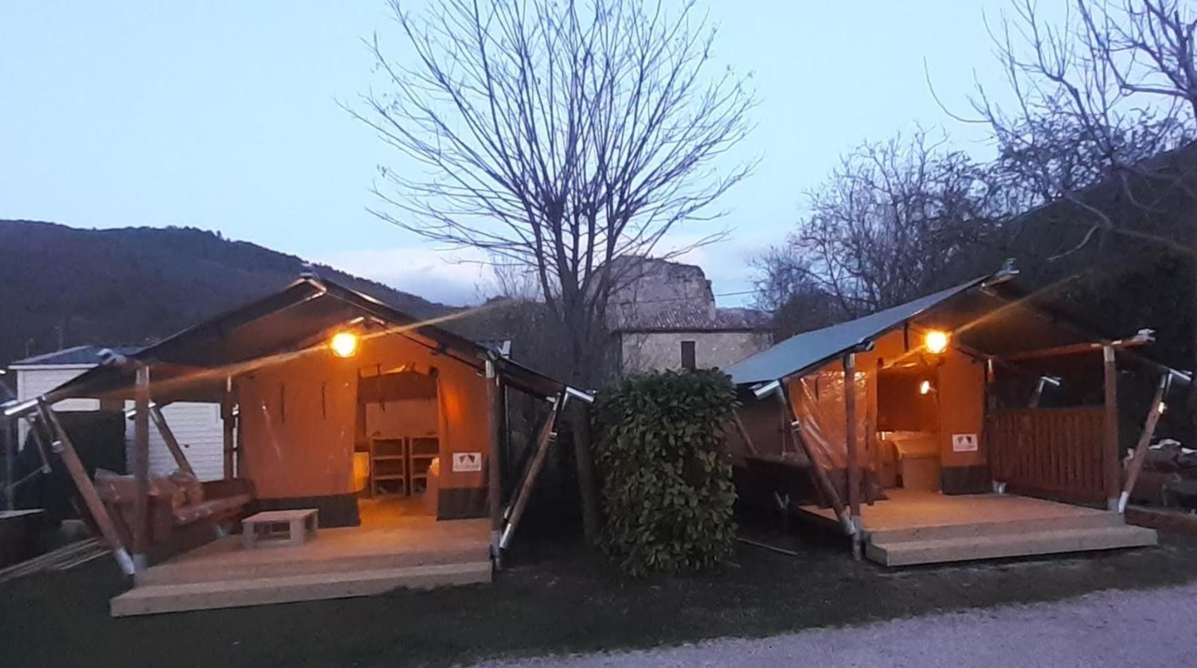 Camping Les Lavandes, Castellane Exterior foto
